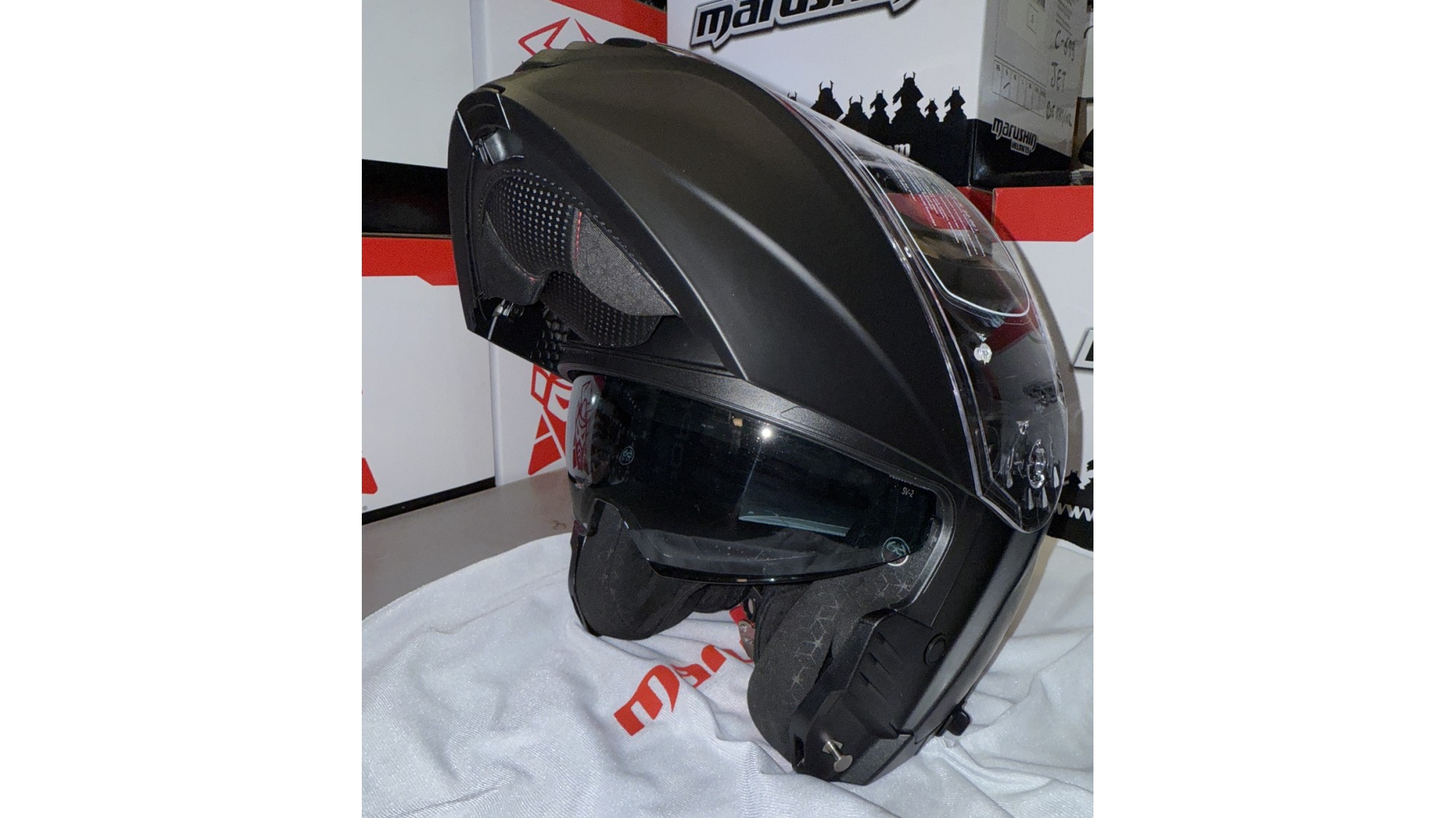 CASQUE MODULABLE DE MOTO MARUSHIN M-411 TROJA S CASQUE MODULABLE DE MOTO MARUSHIN M-411 TROJA S